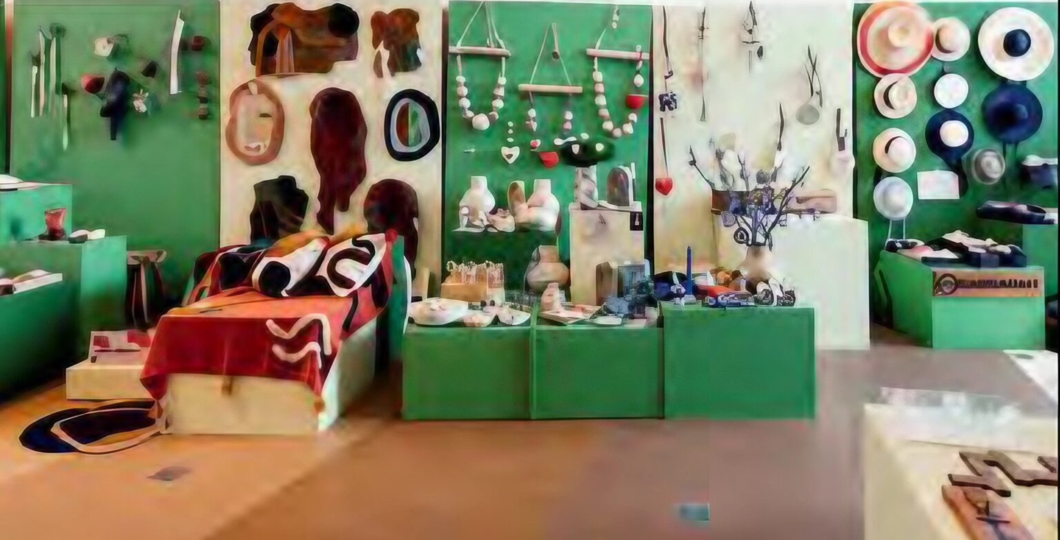 Feira Rosembaum - Cris Rosembaou, - Jornal aQuadra