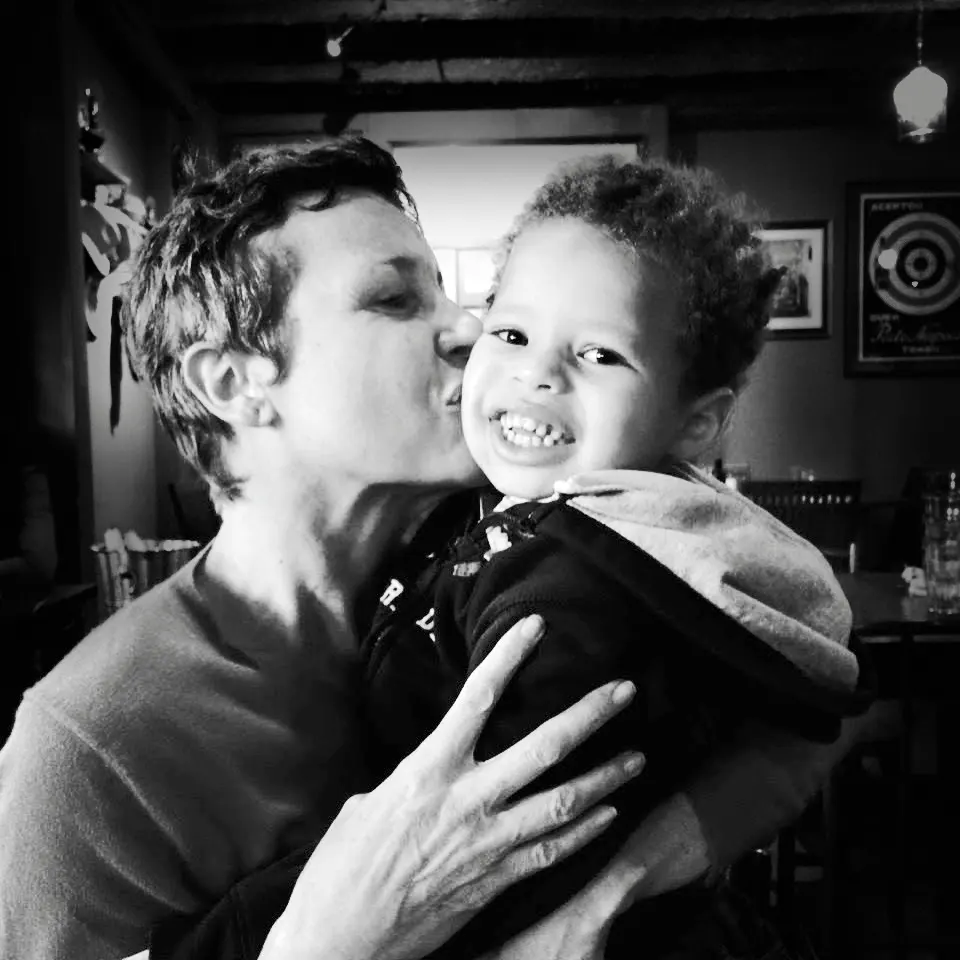 Crônica por Raquel Badue - Jornal aQuadra